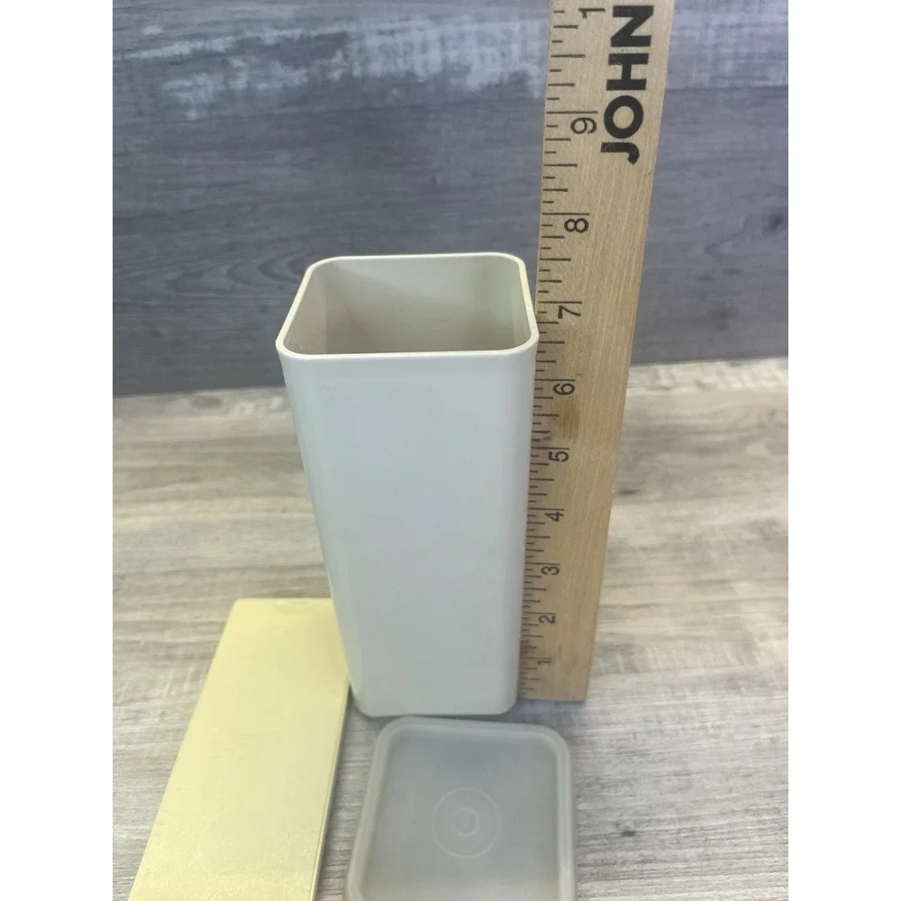 Vtg TUPPERWARE 1827 Cheese Butter Cracker Keeper w/Tray 1828 & Clear Lid 1829